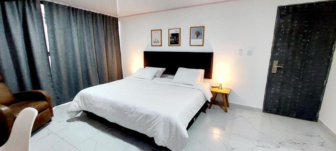 Hotel A & A Santa Alejandria เมเดยิน ภายนอก รูปภาพ