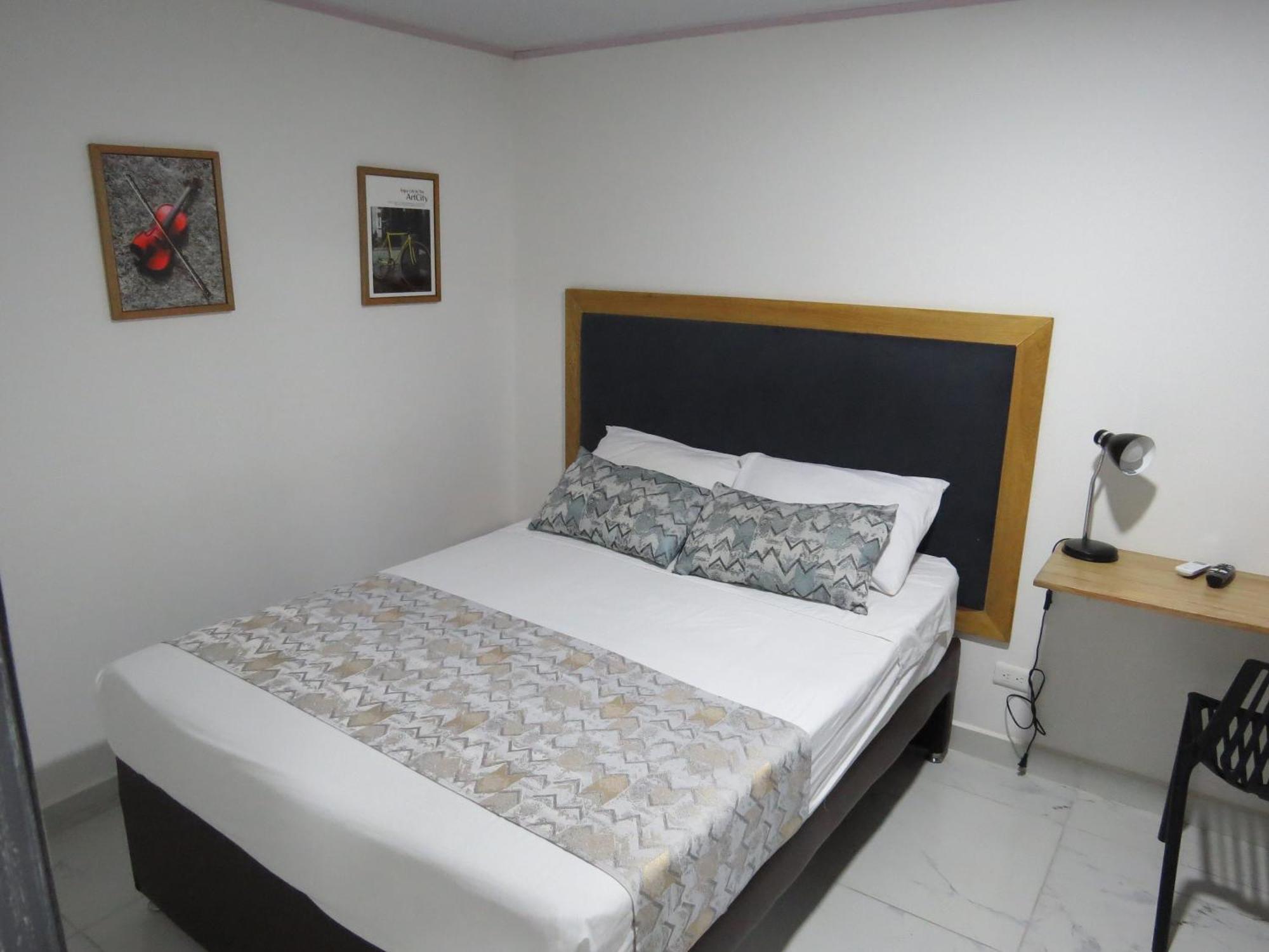 Hotel A & A Santa Alejandria เมเดยิน ภายนอก รูปภาพ